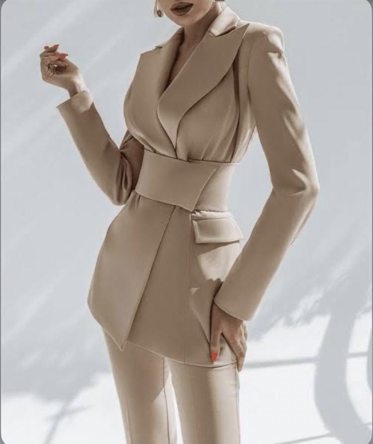 Latest Women's Fashion Trends-Power Suits