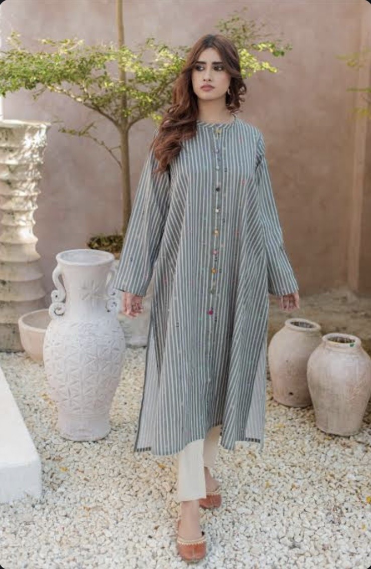 Latest Kurta Designs for Women-2